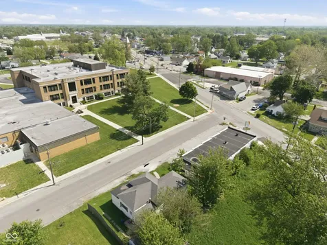 105 W 36th Street Marion IN 46953