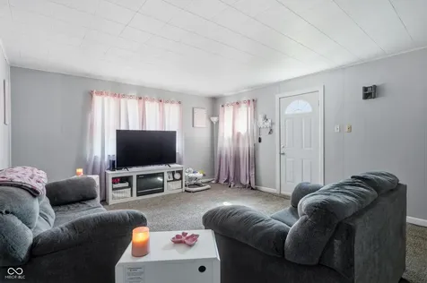105 W 36th Street Marion IN 46953
