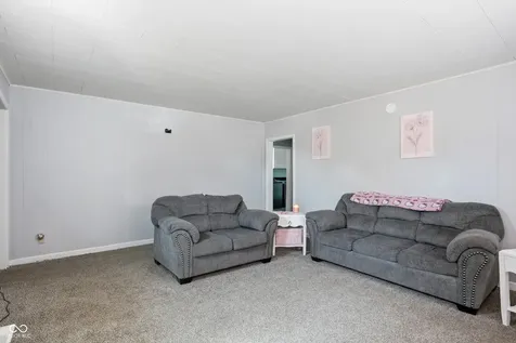 105 W 36th Street Marion IN 46953