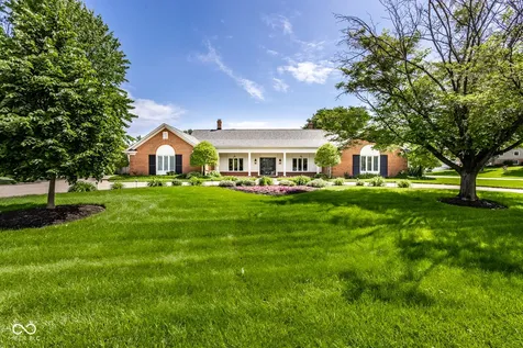 9512 Holliday Circle Indianapolis IN 46260