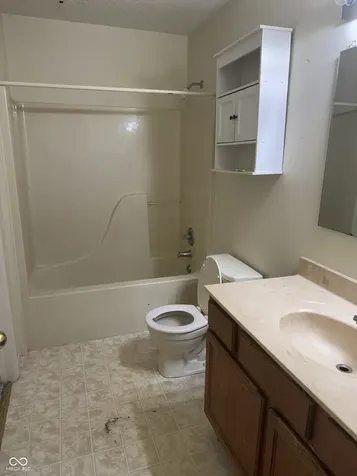 10945 NE Cedar Pine Drive NE Indianapolis IN 46235