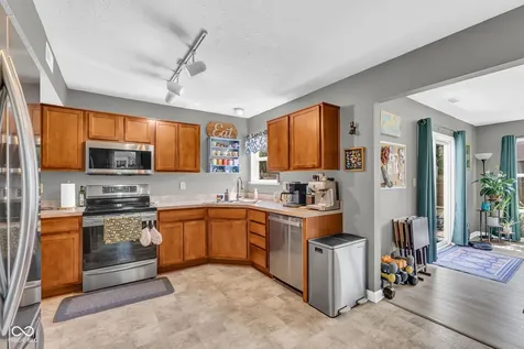 1283 Yellowstone Way Franklin IN 46131