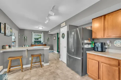 1283 Yellowstone Way Franklin IN 46131