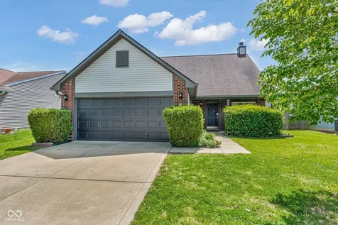 1283 Yellowstone Way Franklin IN 46131