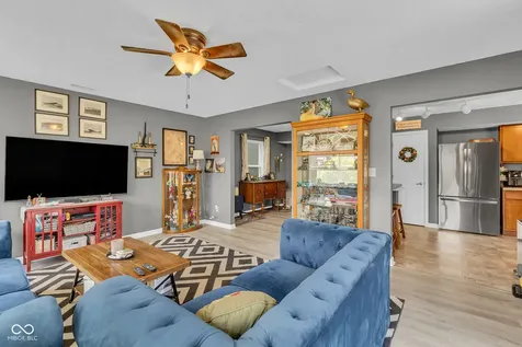 1283 Yellowstone Way Franklin IN 46131