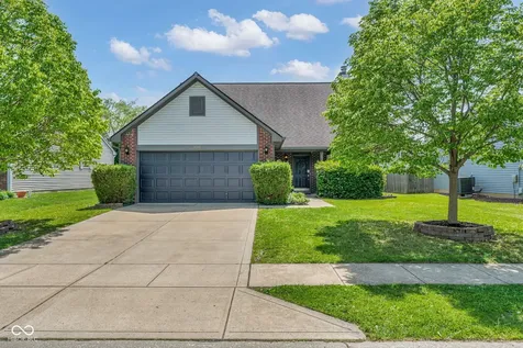 1283 Yellowstone Way Franklin IN 46131