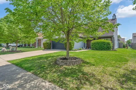 1283 Yellowstone Way Franklin IN 46131
