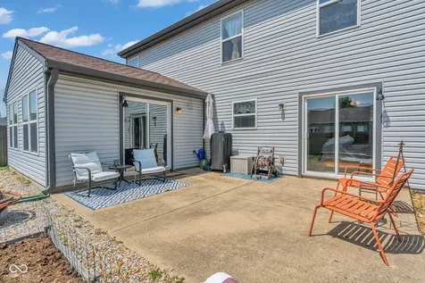 1283 Yellowstone Way Franklin IN 46131