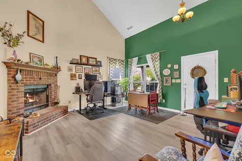 1283 Yellowstone Way Franklin IN 46131