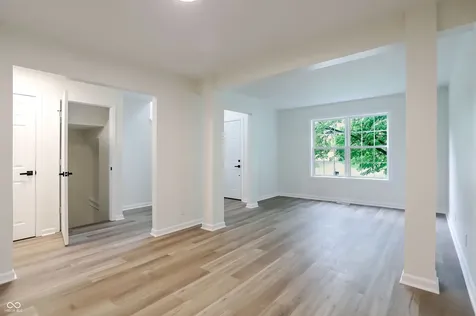 12409 Crystal Pointe Circle Indianapolis IN 46236