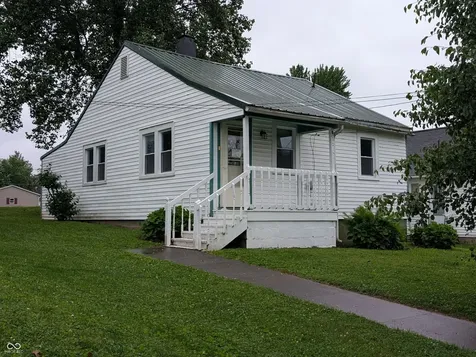 219 E Perry Street Versailles IN 47042
