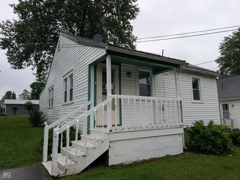 219 E Perry Street Versailles IN 47042