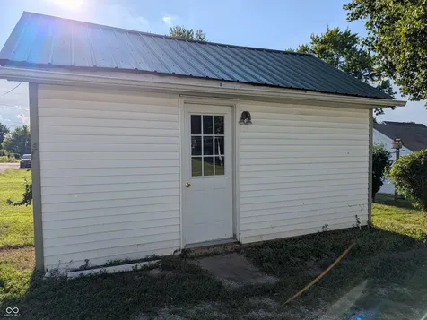 219 E Perry Street Versailles IN 47042