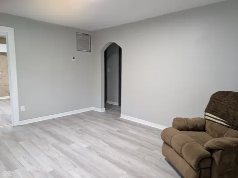 219 E Perry Street Versailles IN 47042