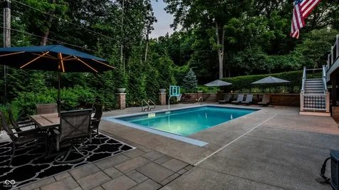 1859 Inisheer Court Indianapolis IN 46217