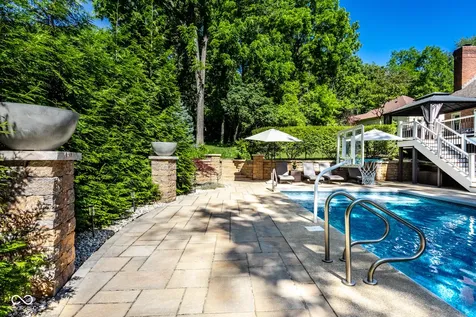 1859 Inisheer Court Indianapolis IN 46217