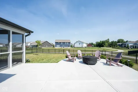 240 Waterford Lane Westfield IN 46074