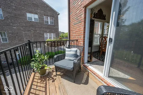 960 Brownstone Trace Carmel IN 46032