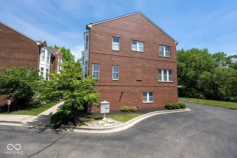 960 Brownstone Trace Carmel IN 46032