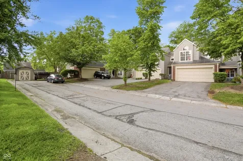 9352 Aberdare Drive Indianapolis IN 46250