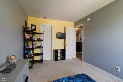 755 Sedgewick Lane Greenfield IN 46140
