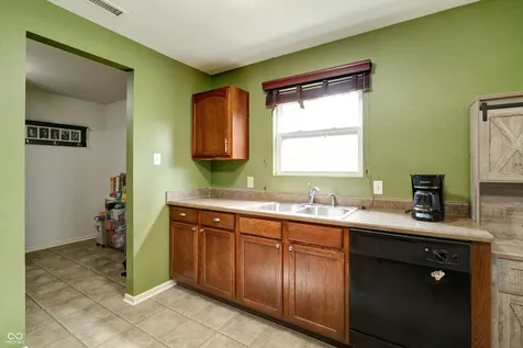 755 Sedgewick Lane Greenfield IN 46140