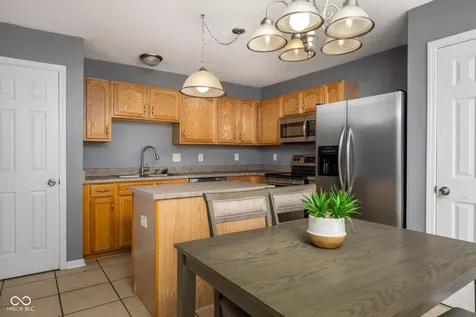 5860 Newhall Drive Indianapolis IN 46239