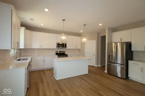 4226 Hayden Valley Drive Bargersville IN 46106
