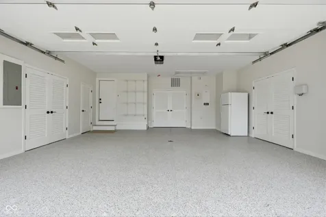 3777 Bay Road North Drive Indianapolis IN 46240