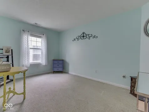 1314 Summerhouse Drive Indianapolis IN 46217