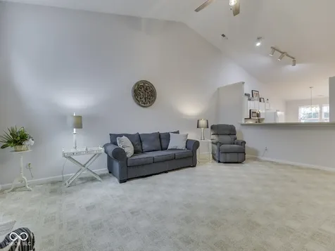 1314 Summerhouse Drive Indianapolis IN 46217