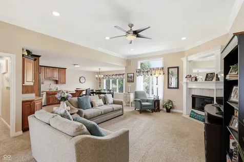 1636 Connemara Road Indianapolis IN 46217