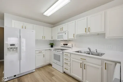 5922 Marina View Lane Indianapolis IN 46237
