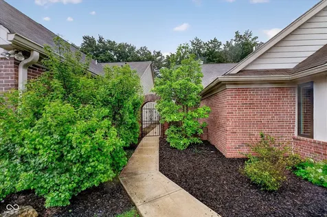 12055 Waterford Lane Carmel IN 46033