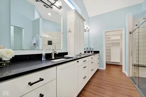 12055 Waterford Lane Carmel IN 46033
