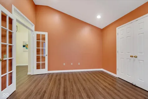 12055 Waterford Lane Carmel IN 46033