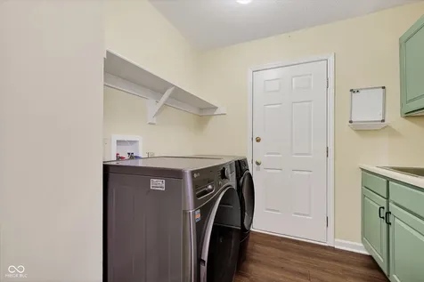 12055 Waterford Lane Carmel IN 46033
