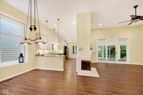 12055 Waterford Lane Carmel IN 46033