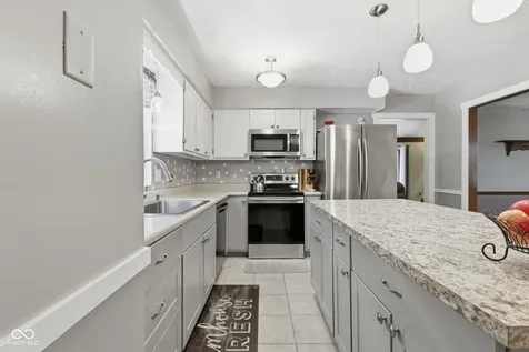 1404 Delbrook Circle Indianapolis IN 46260