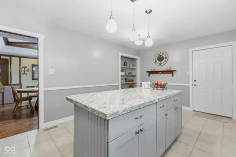 1404 Delbrook Circle Indianapolis IN 46260