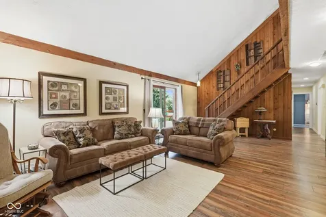 1404 Delbrook Circle Indianapolis IN 46260