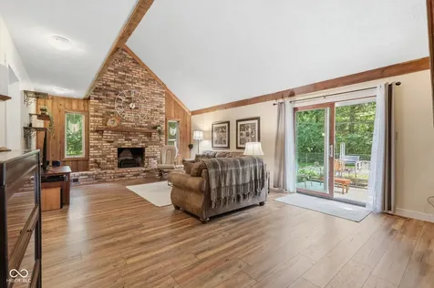 1404 Delbrook Circle Indianapolis IN 46260