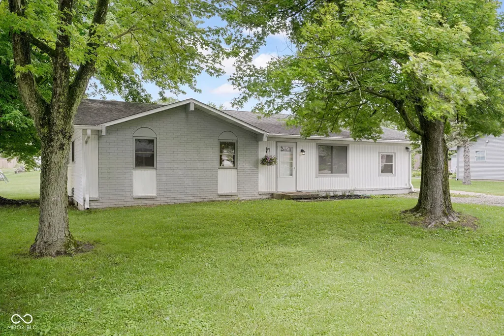 350 Maple Street Monrovia IN 46157