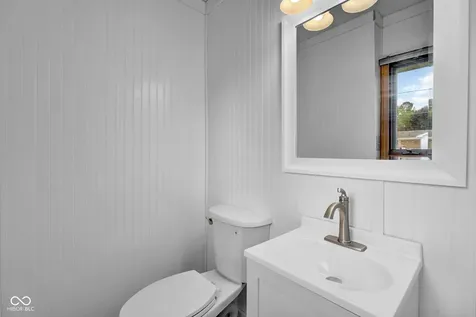 350 Maple Street Monrovia IN 46157