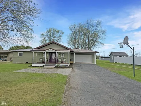 602 E Pike Street Kirklin IN 46050