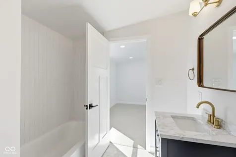 4991 E Main Street Carmel IN 46033