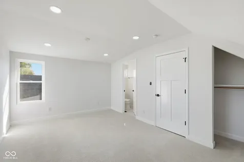 4991 E Main Street Carmel IN 46033