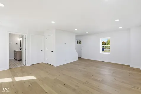 4991 E Main Street Carmel IN 46033