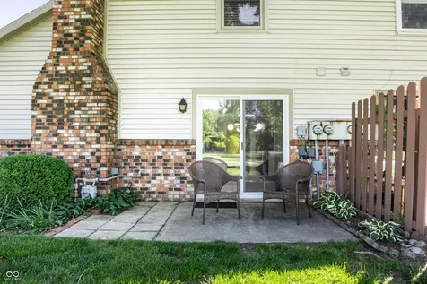 7435 Prairie Lake Drive Indianapolis IN 46256