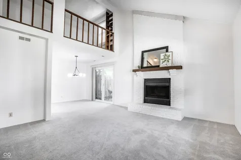 7435 Prairie Lake Drive Indianapolis IN 46256